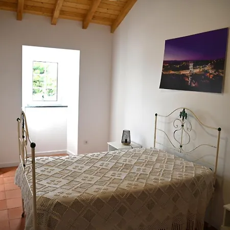 Casa Isqueiro Cela (Leira)