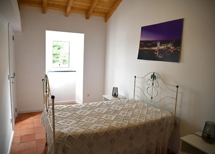 Casa Isqueiro Cela (Leira)